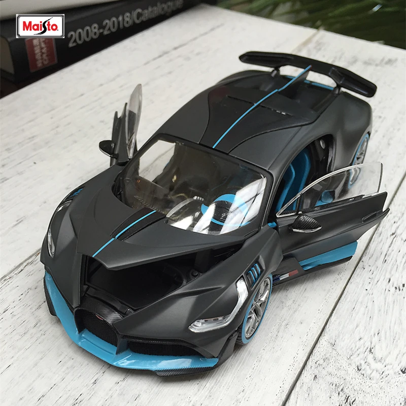 Модель автомобиля Maisto 1:24 из сплава коллекционная игрушка в подарок|Наземный