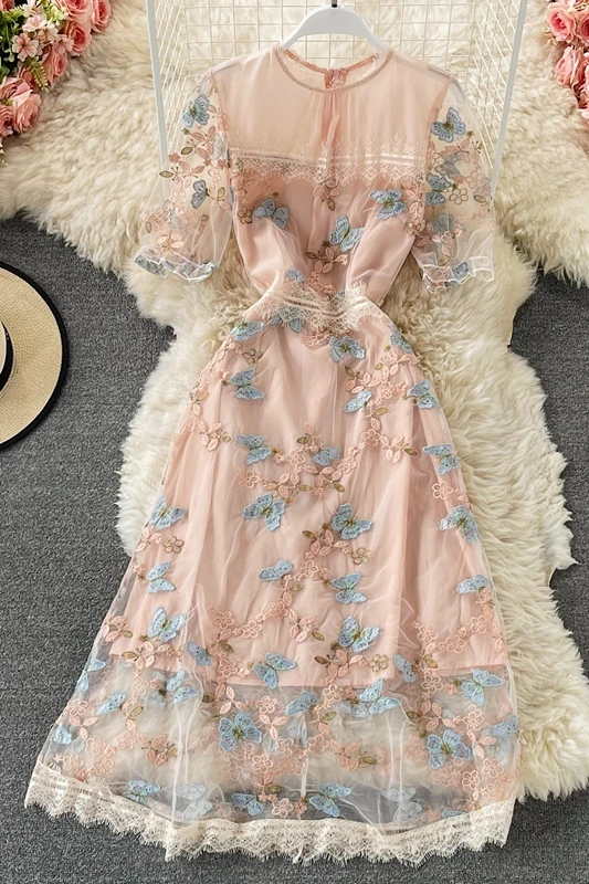 

2021 New Fashion Women Gauze Embroidered Butterfly Round Neck Short Sleeve High Waist Slim A-line Dress Elegant Vestidos