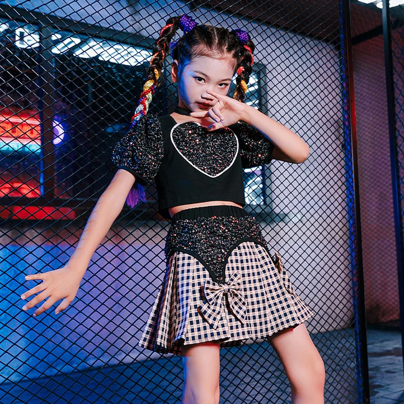 

Костюм детский для джазовых танцев, с блестками, с коротким рукавом, в клетку, с бантом и юбкой, в стиле хип-хоп
