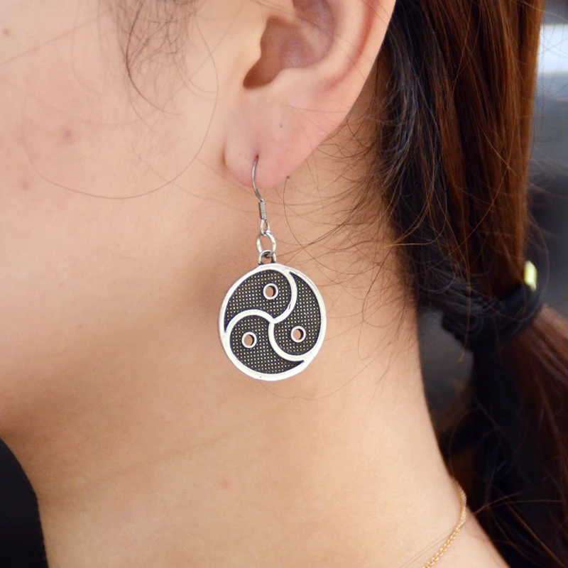 Женские винтажные серьги-подвески с узелком 1 шт.