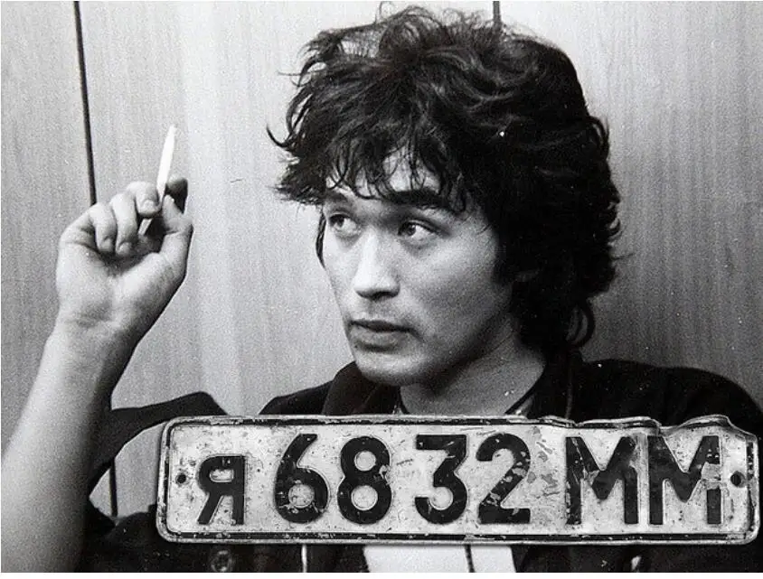 2 DIY 5d алмазная картина русская певица Viktor Tsoi полный квадратный/круглый дрель Хрустальная мозаика картина Хэллоуин Алмазная вышивка - Цвет: 2