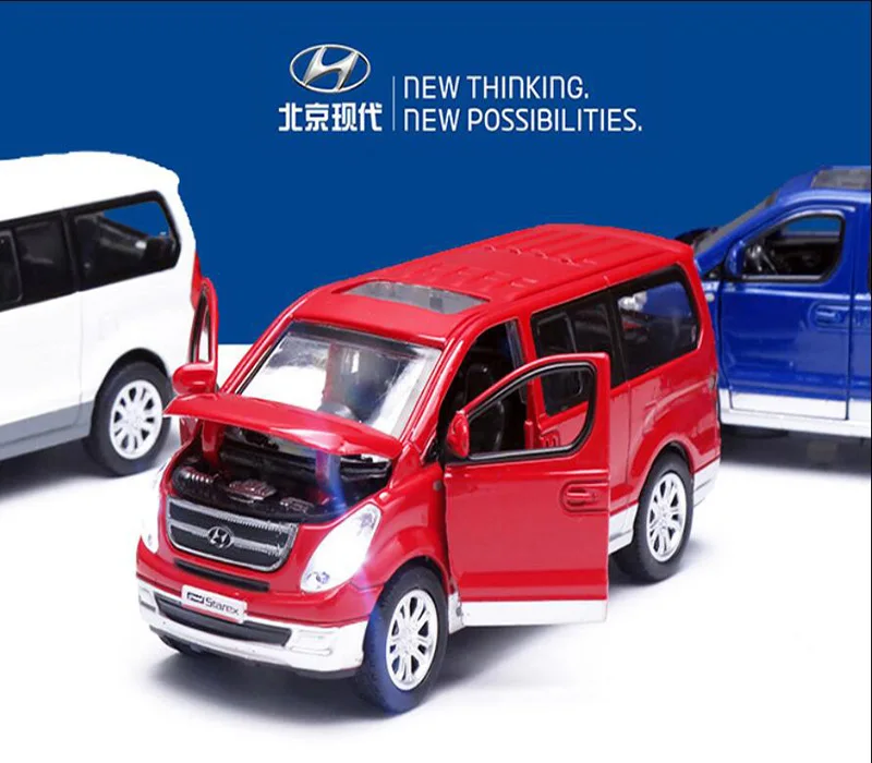 Модель автомобиля Hyundai Hui Wing модель в масштабе 1/32 со звуком и светом|Наземный