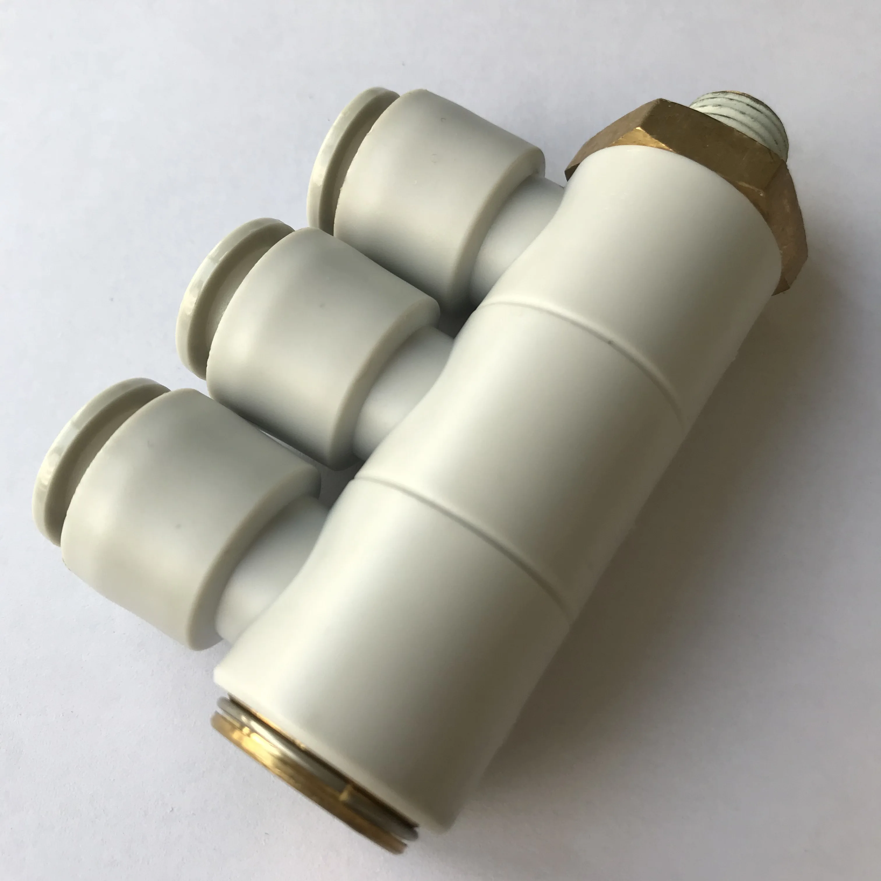 Размер трубки 12mm-1/4 PT резьба Стиль Воздушный фитинг тройной Универсальный