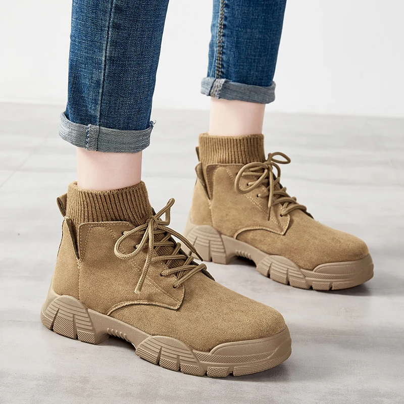 Женские ботинки на плоской подошве теплые шнуровке с высоким берцем камуфляжные