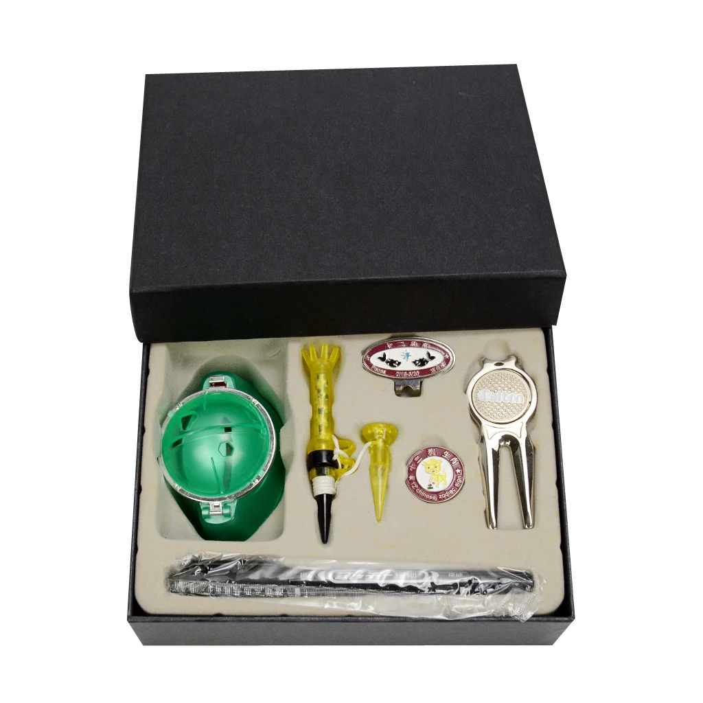 

Portable Golf Gift Set Golf Ball Line Liner Marker Golf Divot Tool - Essential Golf Tool Golf Accessories for Starter Golfers