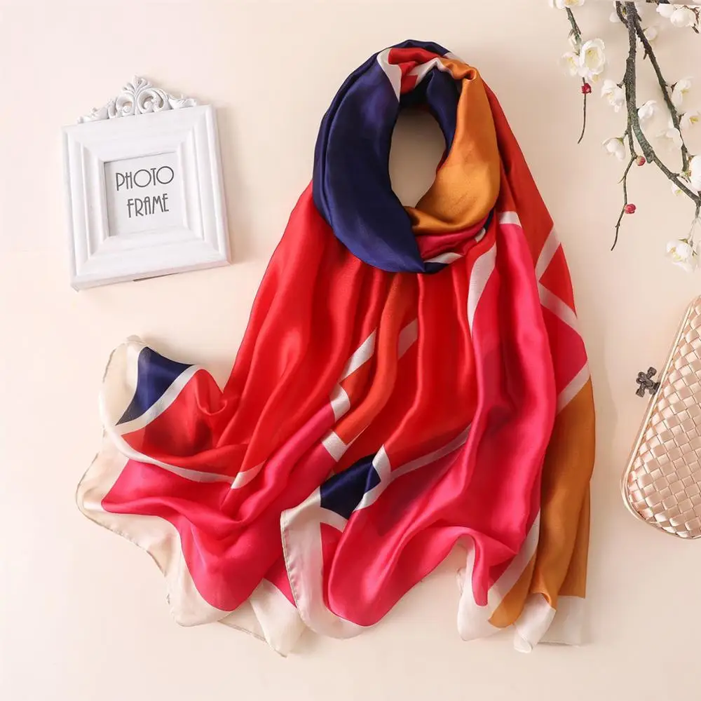 Модный женский большой мягкий атласный шарф Хаундстут градиентные квадратные