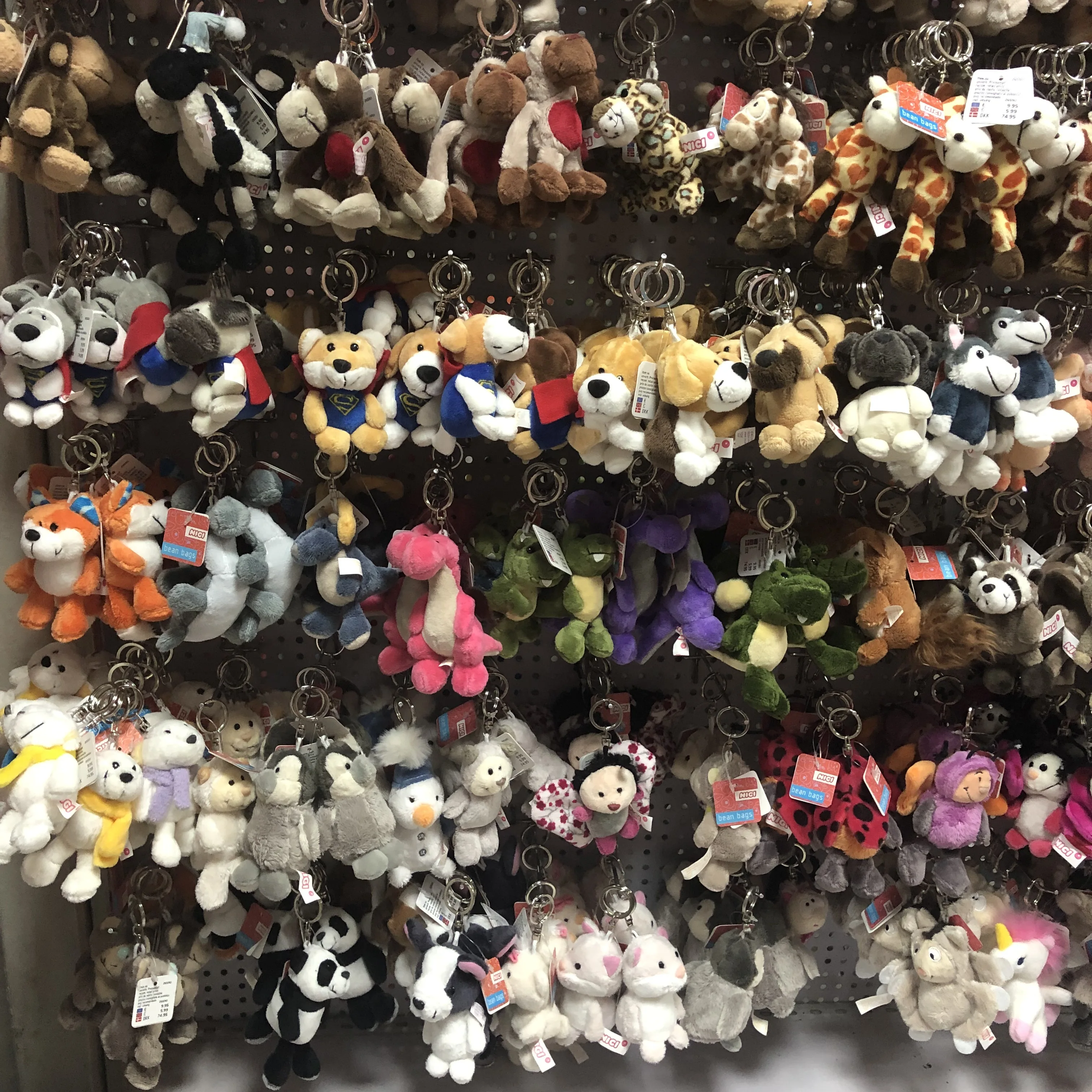 Брелок для ключей с енотом коалой слоном волком 10 см брелок автомобиля подвеска