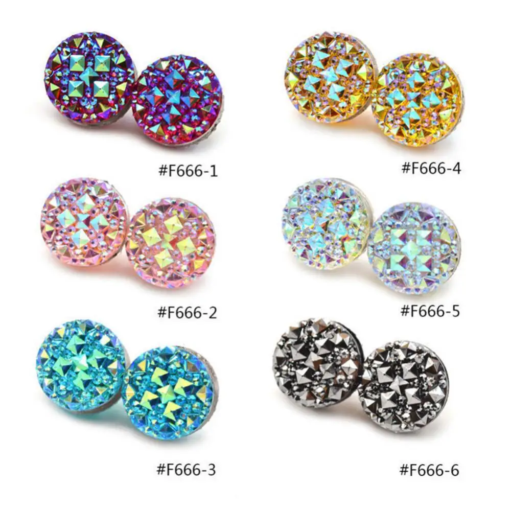 

50% Hot Sale 1 Pair Round Rhinestone Magnetic Women's Brooch Clasp Scarf Pins Badges Brooches for women Jewelry Accessories