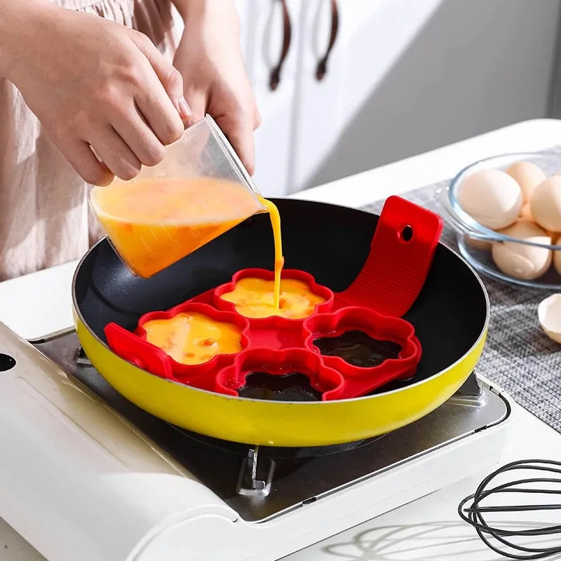 

4 Holes Egg Pancake Silicone Non Stick Maker Ring Kitchen Baking Omelet Moulds Flip Cooker Egg Ring Mold for Kitchen Accessories