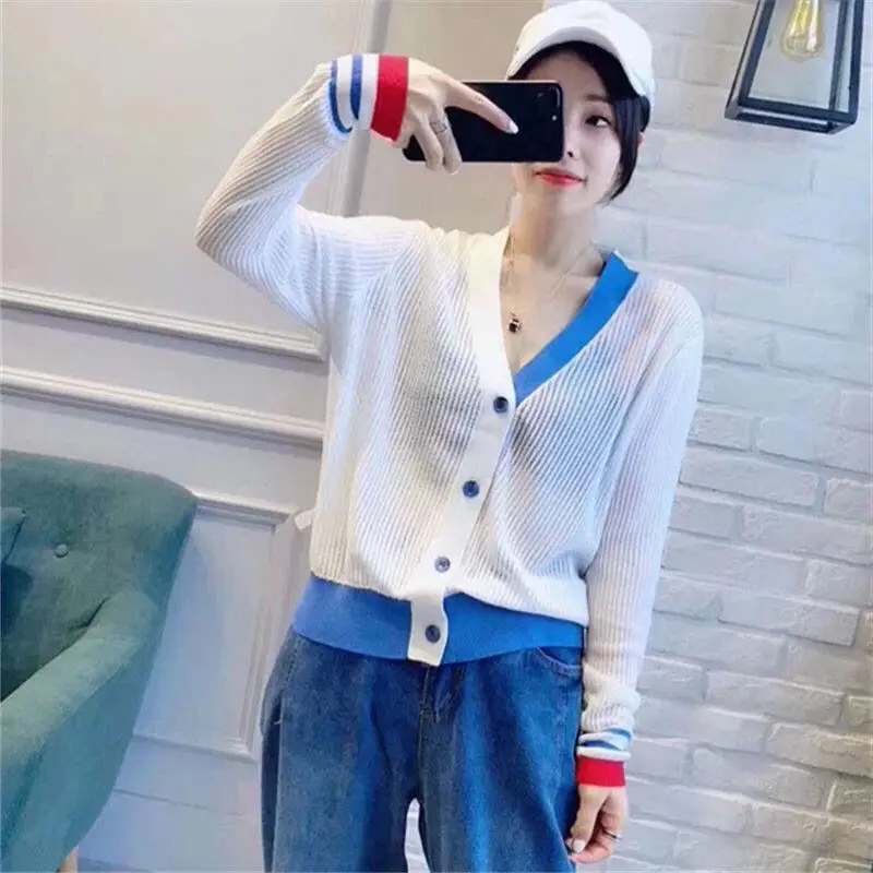 

Spring 2021 new v-neck pink sweater women's cardigan coat short thin contrast slim Joker
