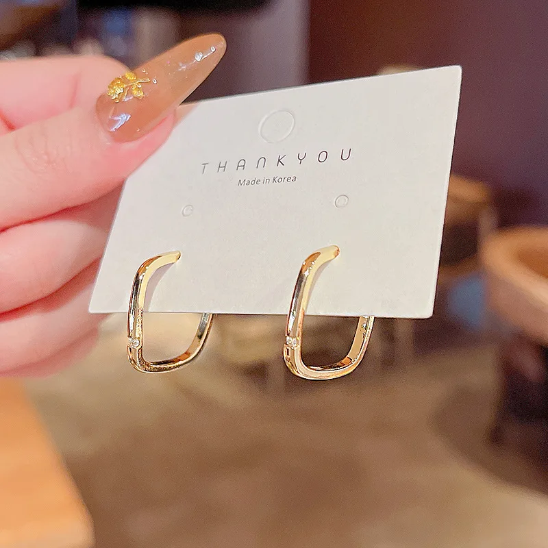 

Korean Style Geometric Hoop Earrings for Women Fashion Metal Gold Plated Rhinestone Pendant Earrings Girls Wedding Jewelry Gift