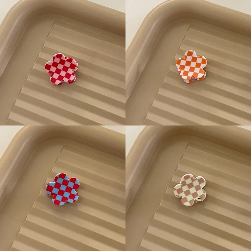 

Elegant Black White Plaid Grab Clip Small Acetate Hair Clip Crab Hair Claws for Women Girl Hair Accessories Hair Style Make