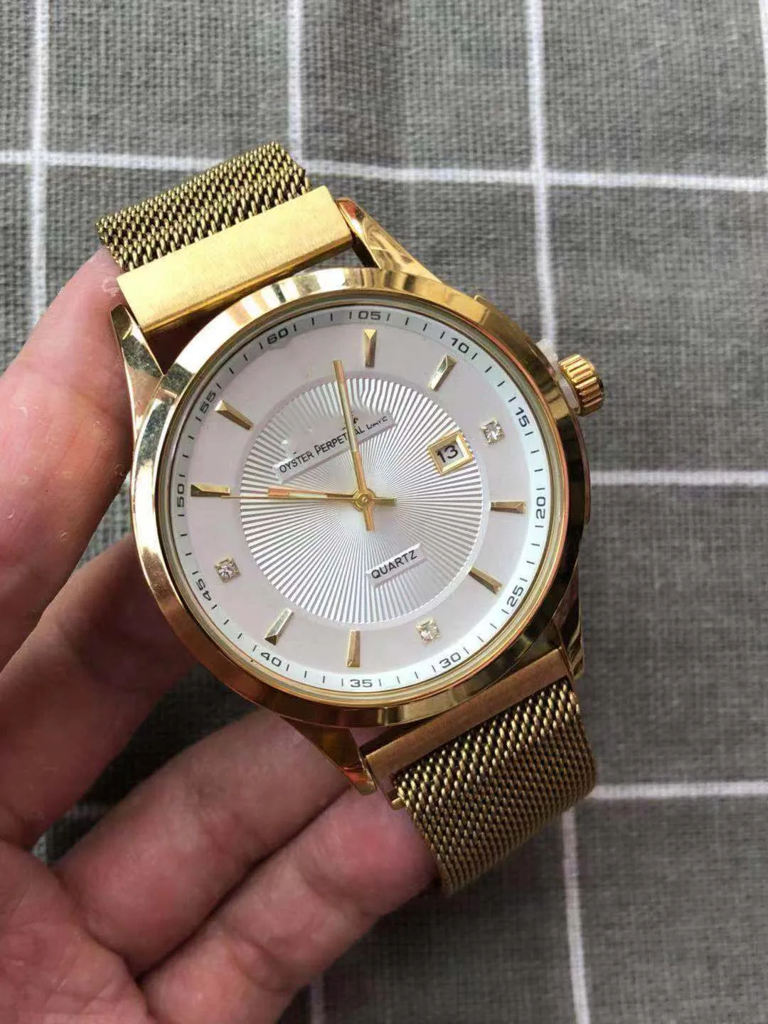 

Foreign Trade Network Explosion Fashion Trend Quartz Watch