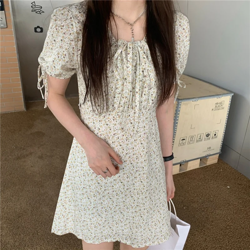 

Skirt Women's Short Sleeve Floral Dress 2021 New Summer Sundress Bow Ladies Slim Waist Thin Wild A-Line Dresses Party Beach