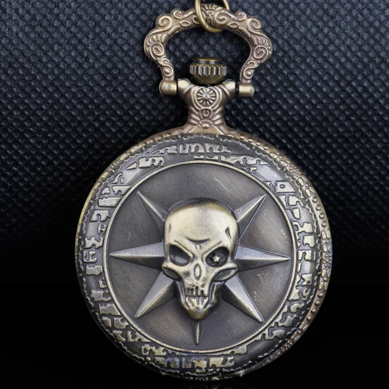 

Gothic Skull Carved Quartz Pocket Watch Necklace Steampunk Clock Men's Accessories Clock Pendant cadeau homme
