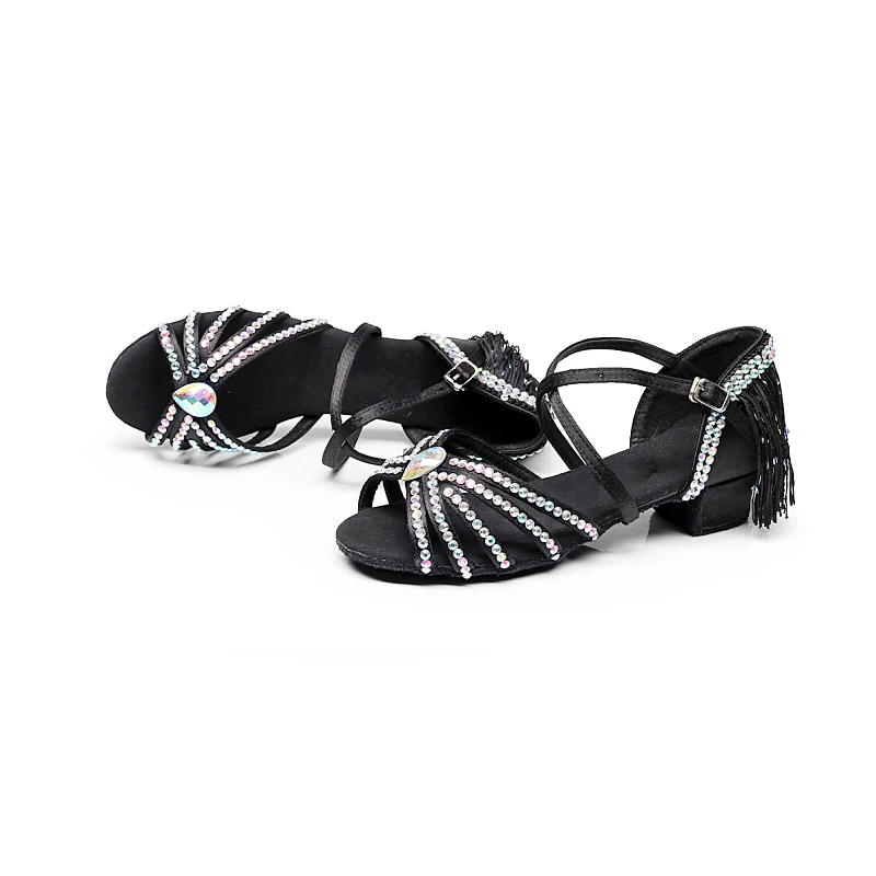 Обувь для латинских танцев с бахромой Новинка обувь девочек на высоком каблуке