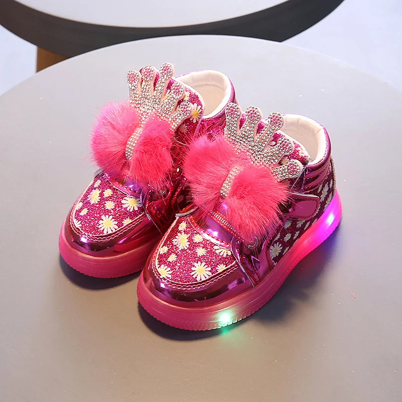 

Kids casual shoes Rhinesto Crown LED Luminous Girls Sport Shoes Infant Sapato Lights baby Shoes Spring Autumn Children Sneakers
