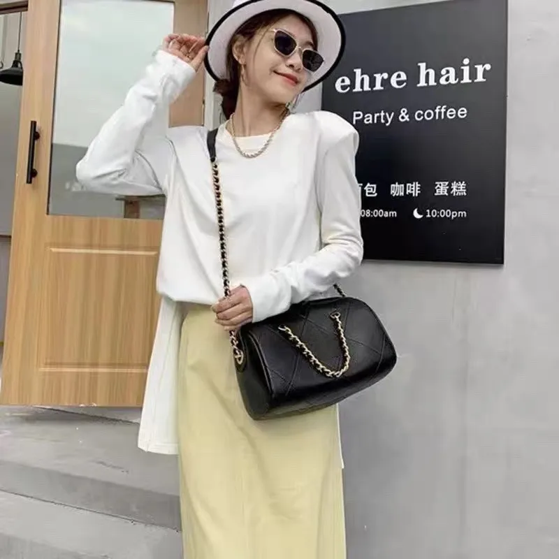 

2021 женская сумка-подушка, искусственная кожа, ремешок на цепочке, Повседневная сумка через плечо,