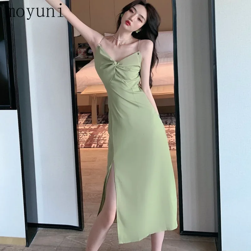 Новинка весна лето 2021 черное элегантное пикантное платье на бретелях с V образным