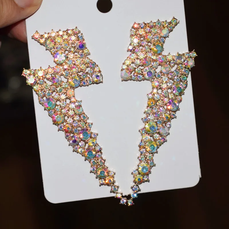 Новые блестящие стразы драгоценные камни серьги-гвоздики в форме молнии для