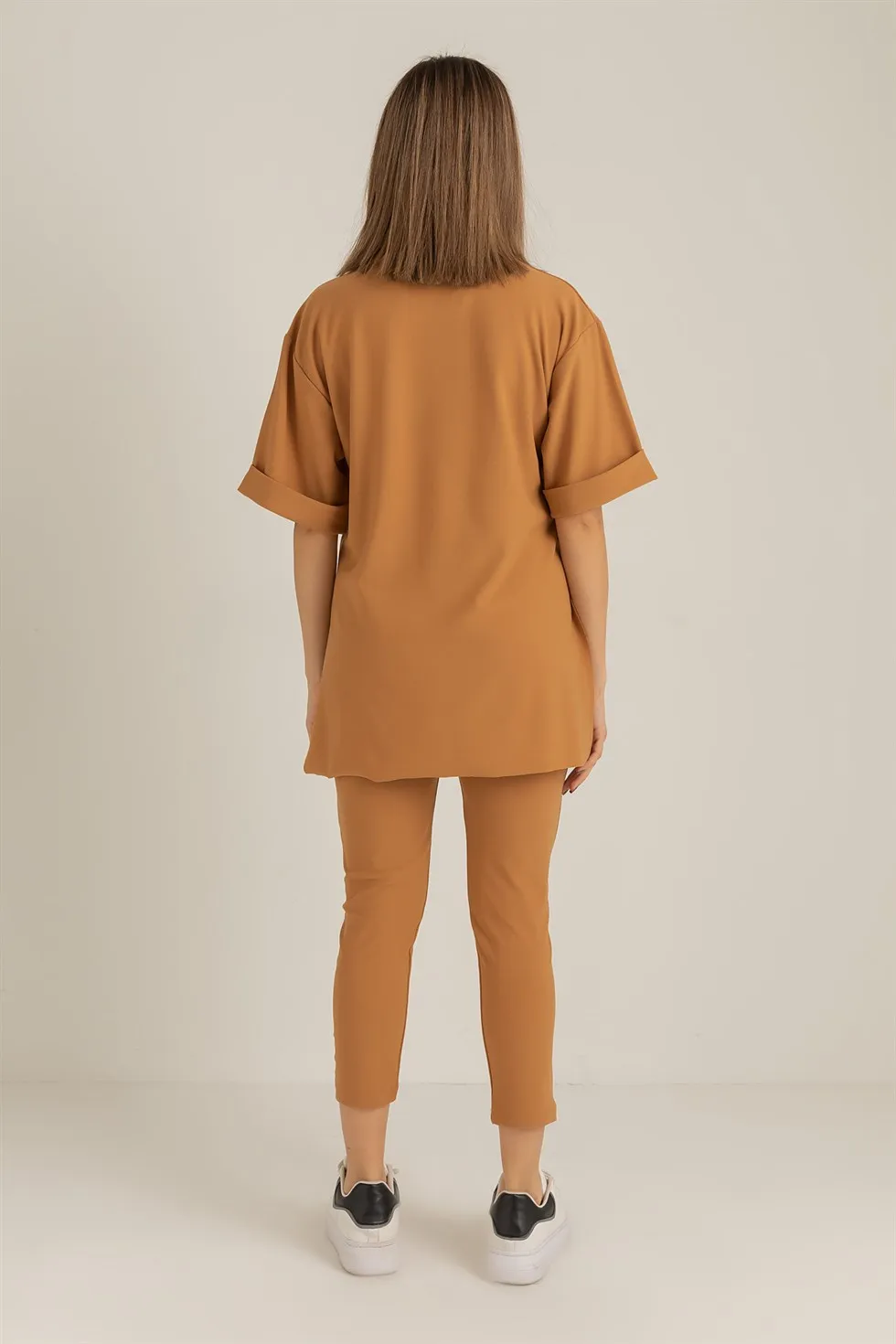 

Sleeve Fold Lycra Suit-CAMEL