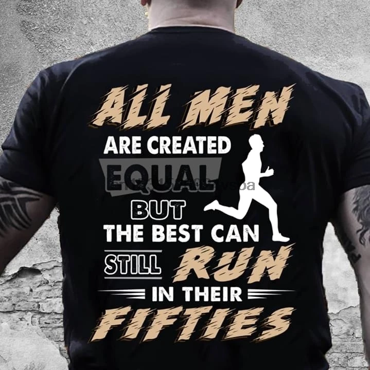 Все мужчины созданы равномерно но лучшие могут все еще бежать в своей рубашке