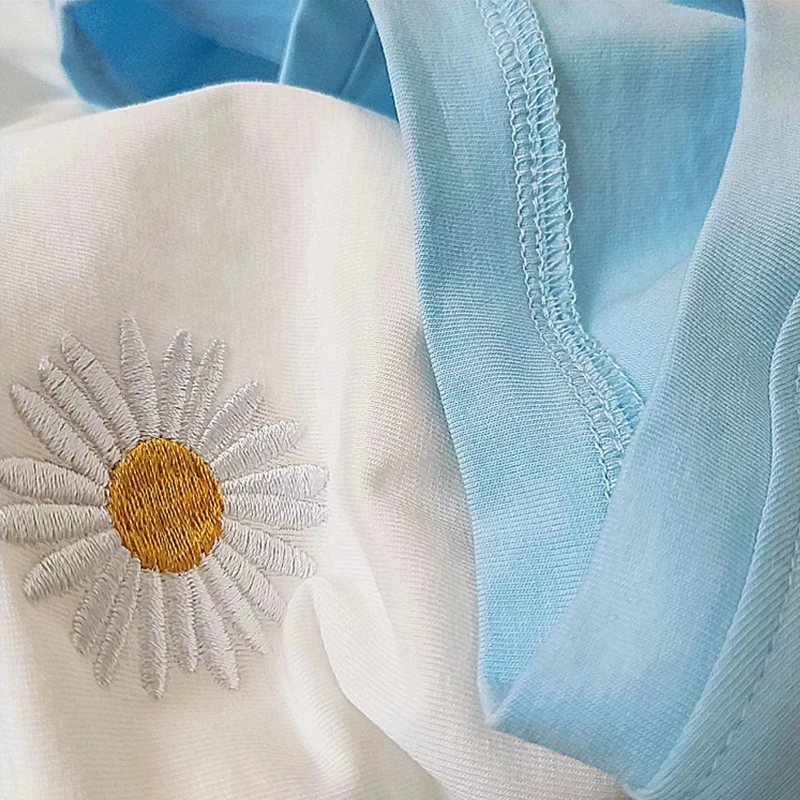 

Short t-shirt accessory streetwear album clothes tee Vrouwen Borduren Daisy Fit Crop Tee Korte Mouwen Slanke T-shirt top vintage