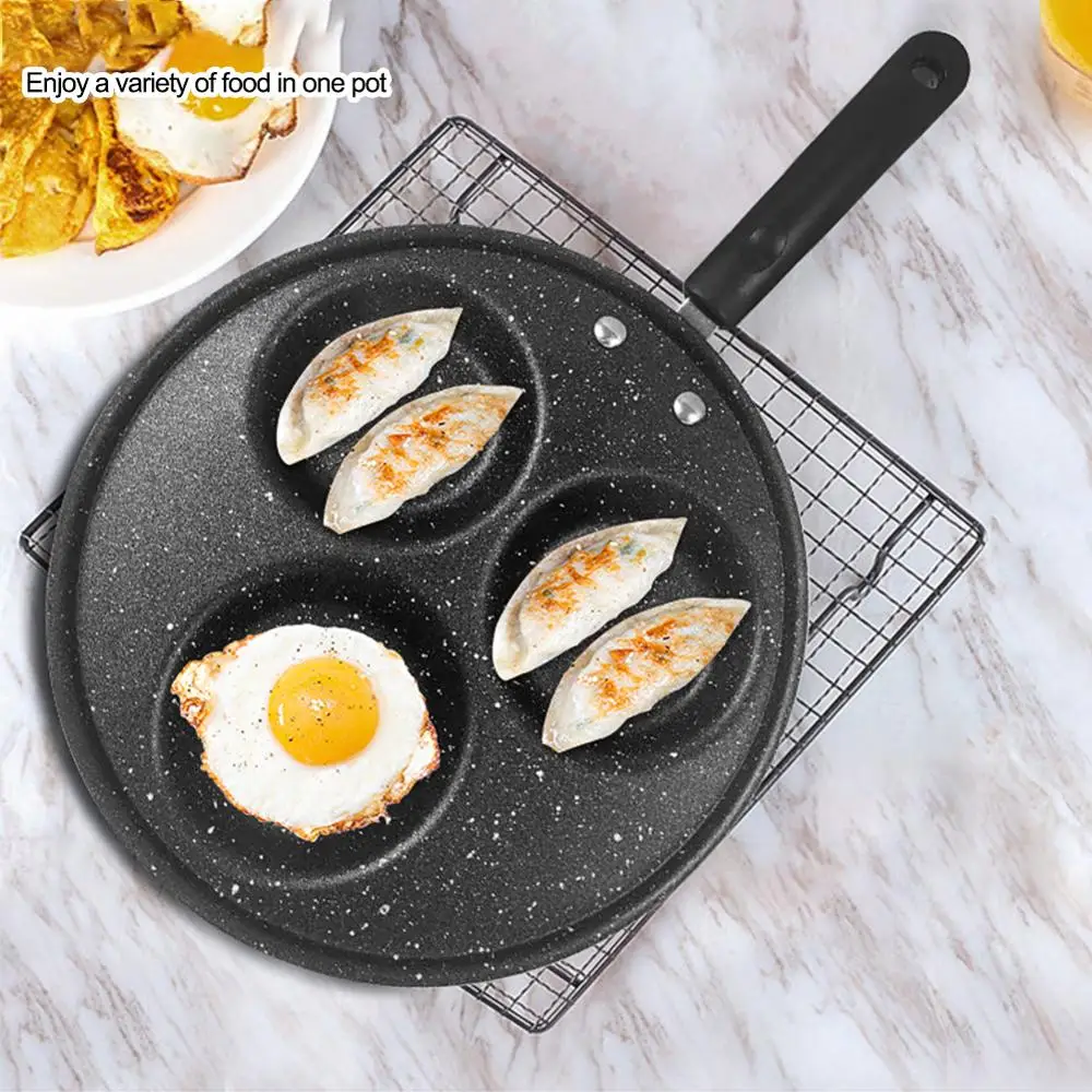 Четырехотверстная три сковорода для жарки с горшок утолщенной омлета