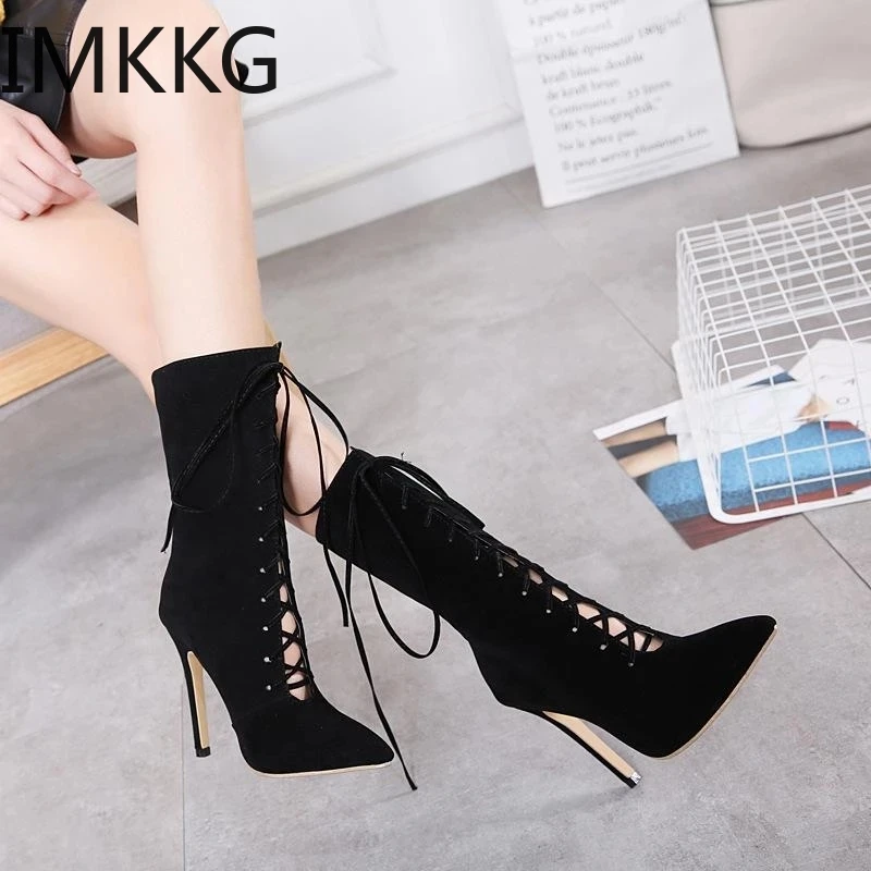 Модные черные короткие ботильоны для женщин с острым носком на шнуровке