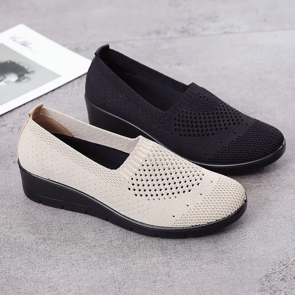 Женские повседневные кожаные туфли сетчатые на танкетке лоферы без застежки