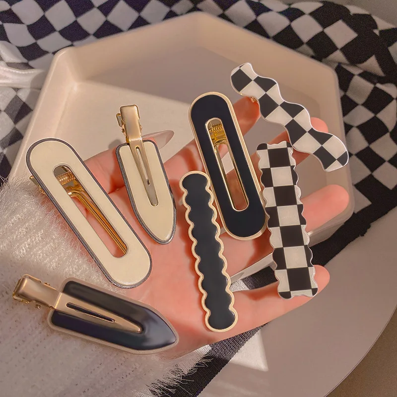 

Милые элегантные Геометрические заколки для волос в виде крокоинового краба для девочек, женская заколка-Пряжка, аксессуары для волос в пра...