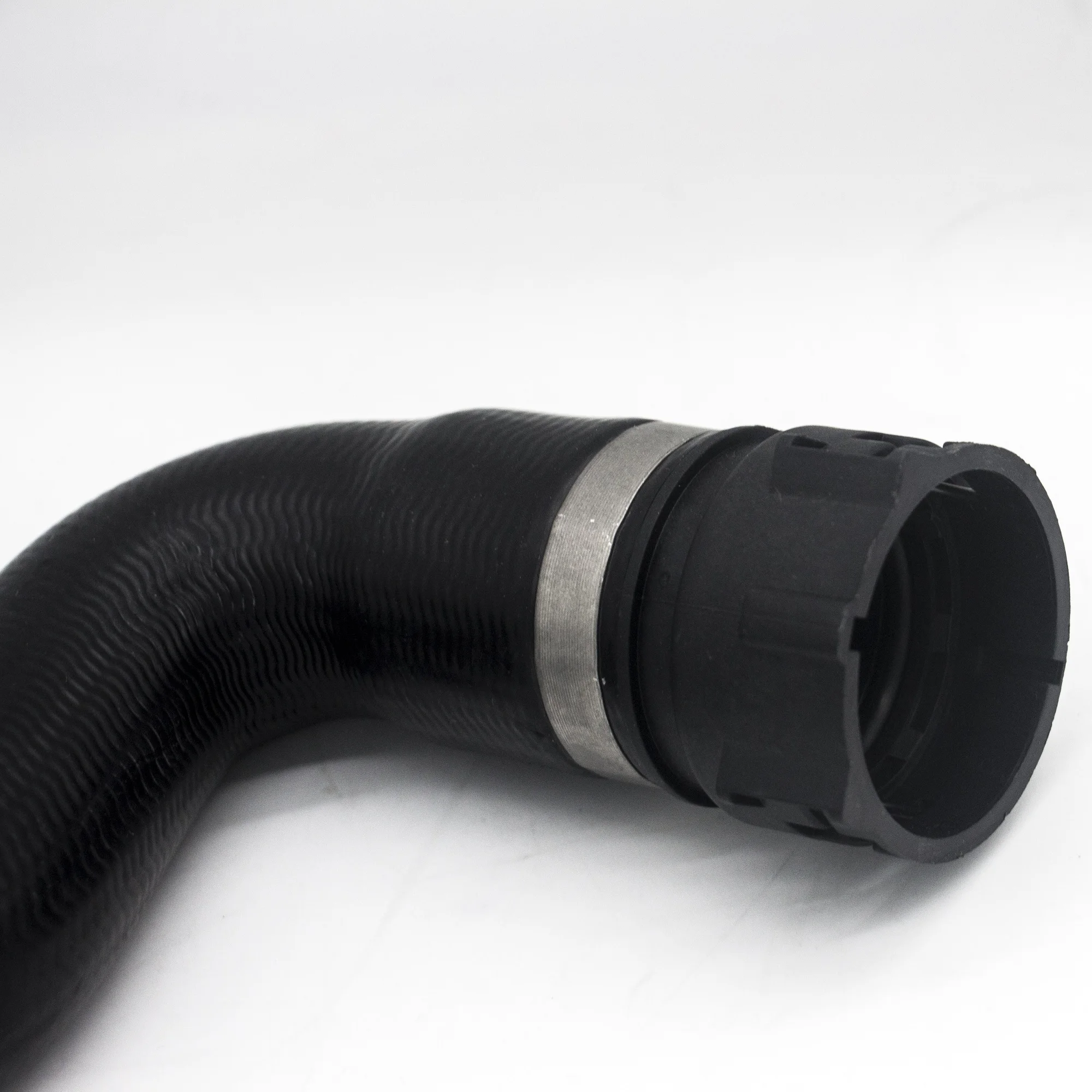 

17123424499 BMW X3 Water Tank Connection Pipe E83 Coolant Hose Radiator Hose Free Shipping