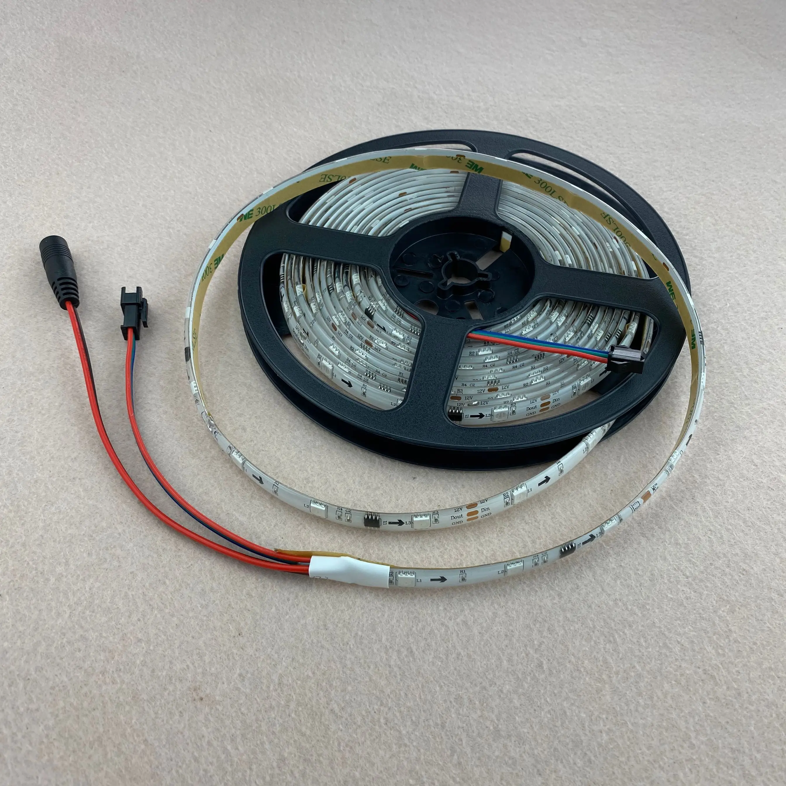 5 м DC5V IP65 WS2812B светодиодная цифровая полоса 30 шт. WS2812B/m с пикселей 36 Вт белая