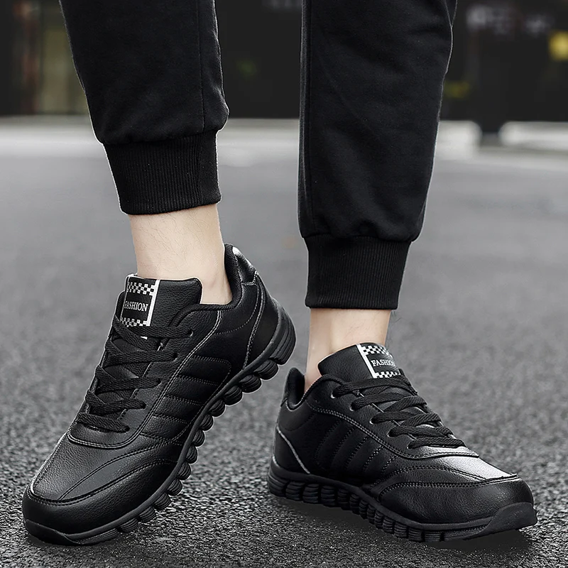 

2020 Autumn Athletic Sneakers For Men Designer Running Footwear Mens Anti Slip Outdoor Sports Men Shoes Low Top Walking Shoe Man