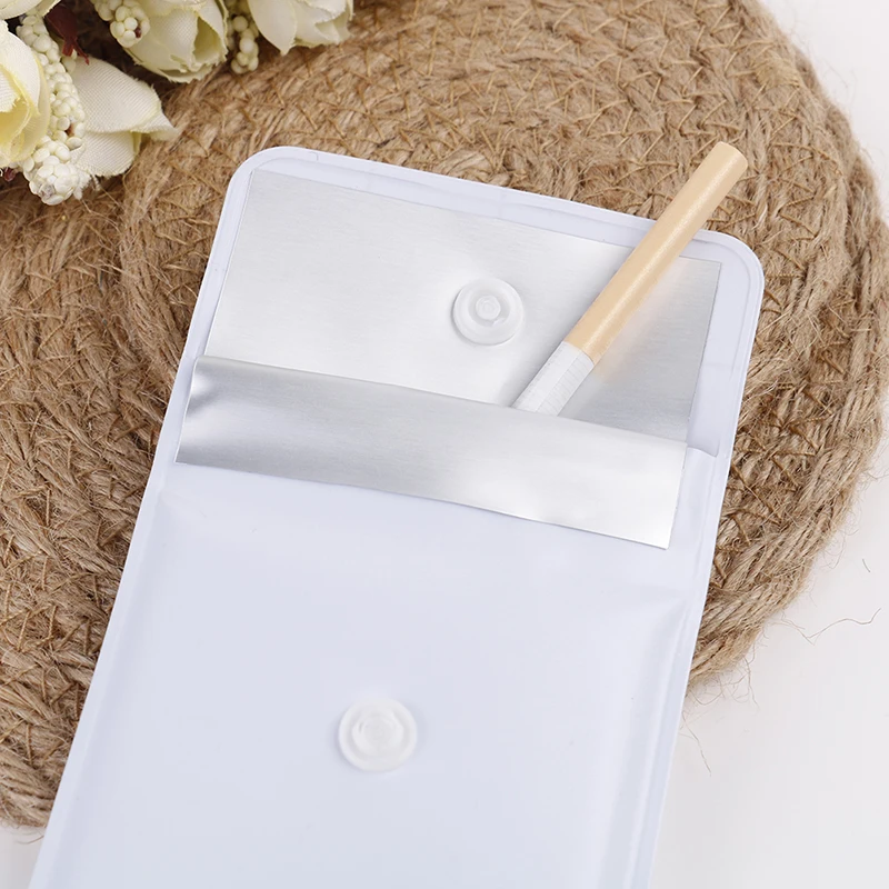 PVC Mini Ashtrays Bag Potable Black White Creative Windproof Smoking Outdoor Ash Tray | Дом и сад