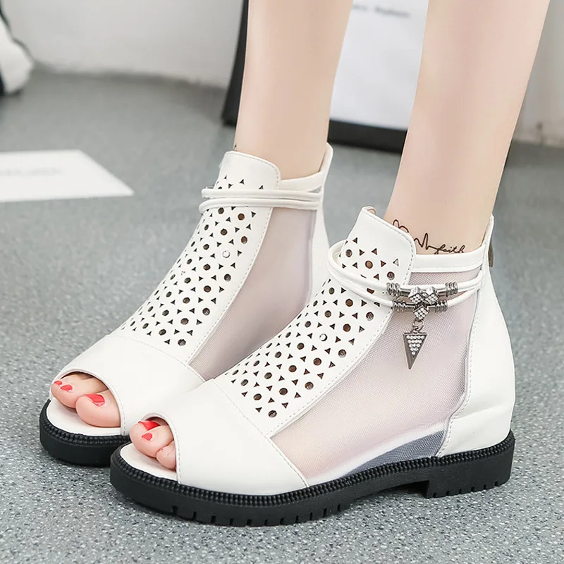 

Женские босоножки на низком каблуке, винтажные офисные нескользящие легкие сандалии с открытым носком, из сетчатого материала, в римском ст...