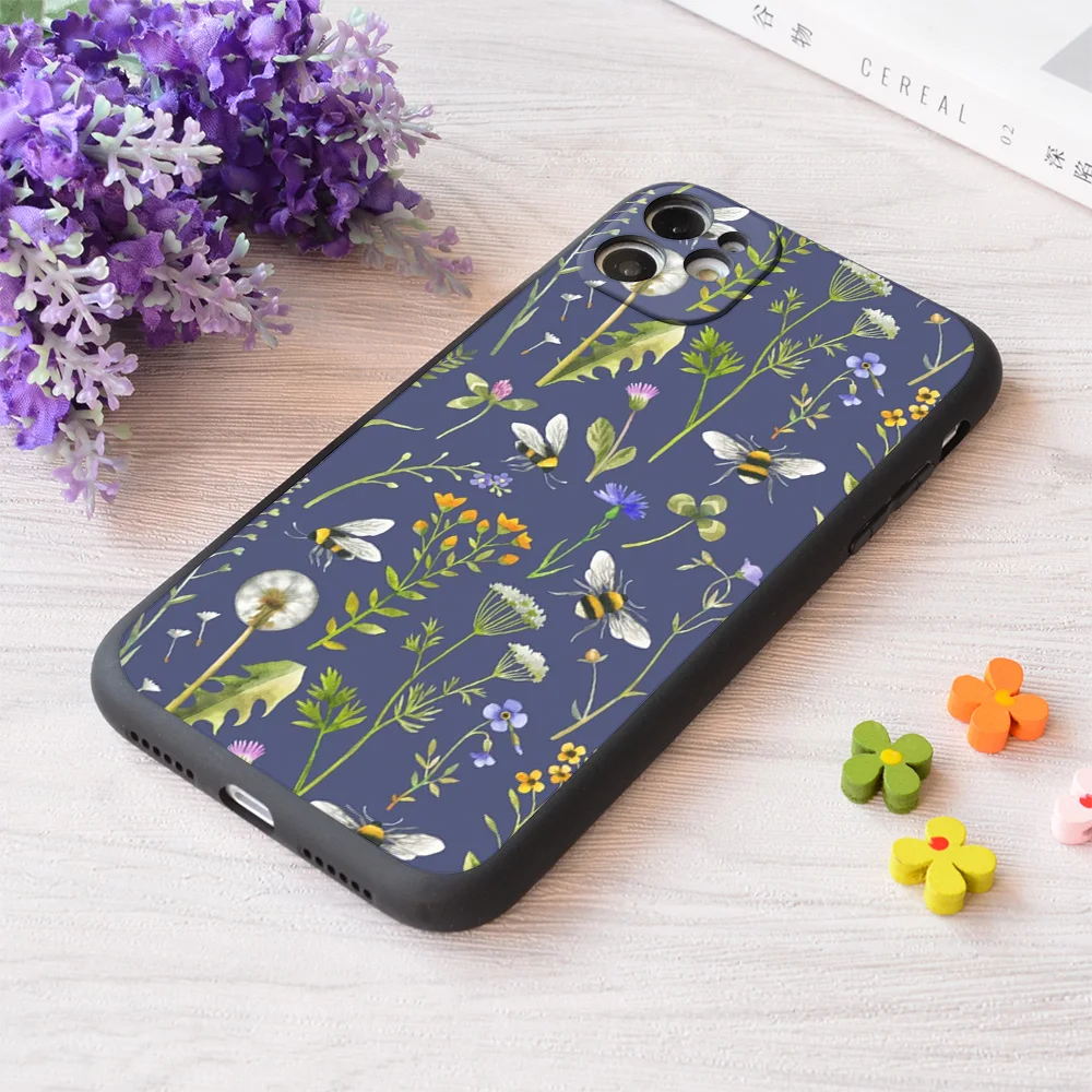 

For iPhone Bees And Wildflowers On Dark Blue Print Soft Matt Apple Case