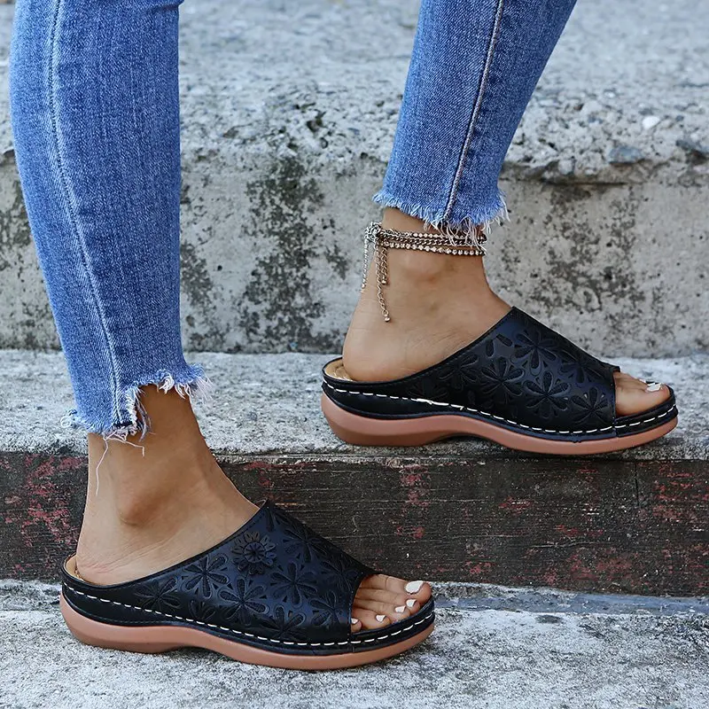 

Akexiya 2021 Summer Platform Shoes Ladies Vintage Slides Hollow out Sewing Shoes Large Size 43 Women's Wedges Heels Slippers