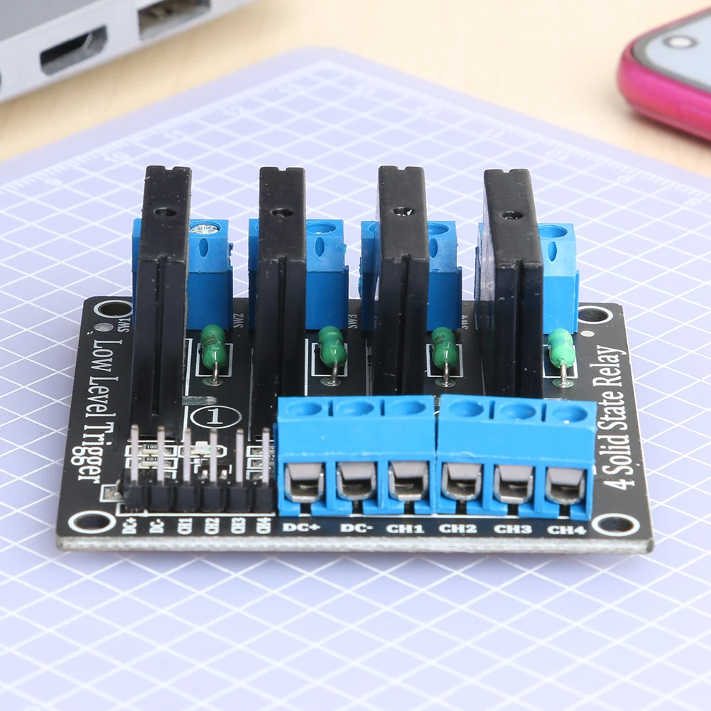 

HW-869 5V DC Low Level 4-Channel Solid State Relay Module 250V 2A with Fuse Circuit Board Accessories