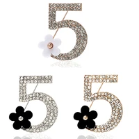 1pcs fashion full rhinestone number 5 flower brooch luxury fashion wedding party letter woman boutonniere brooches gift