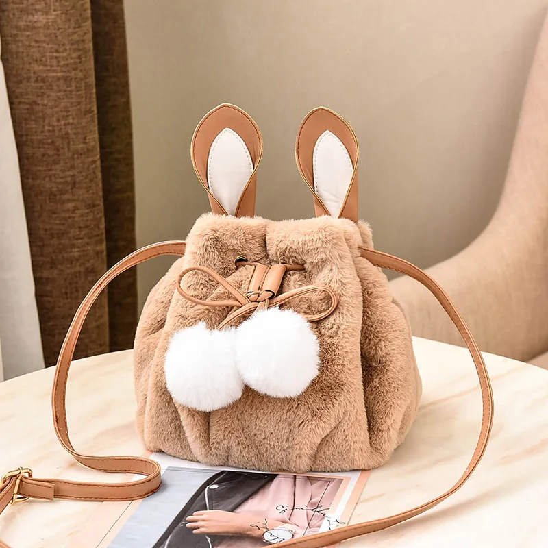 

New Fashion All-match One-shoulder Messenger Bag Bucket Girls Bag Cute Plush Backpack Have Four Colors Are Available