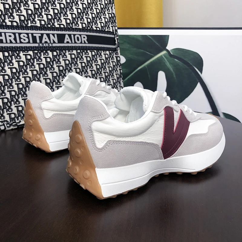 

2021 new sports Forrest Gump shoes female Korean fashion N-shaped flat white shoes female casual single shoes