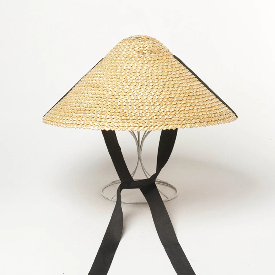 Шляпа соломенная коническая с широкими полями для мужчин и женщин Панама черной