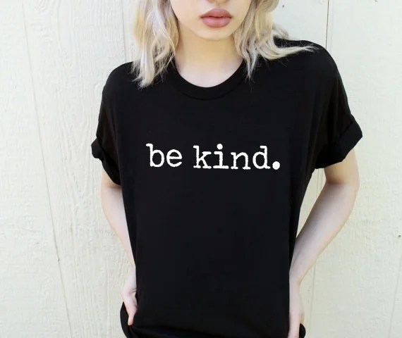 Винтажная футболка унисекс с надписью Happy Positive Cool Girl черная Повседневная в