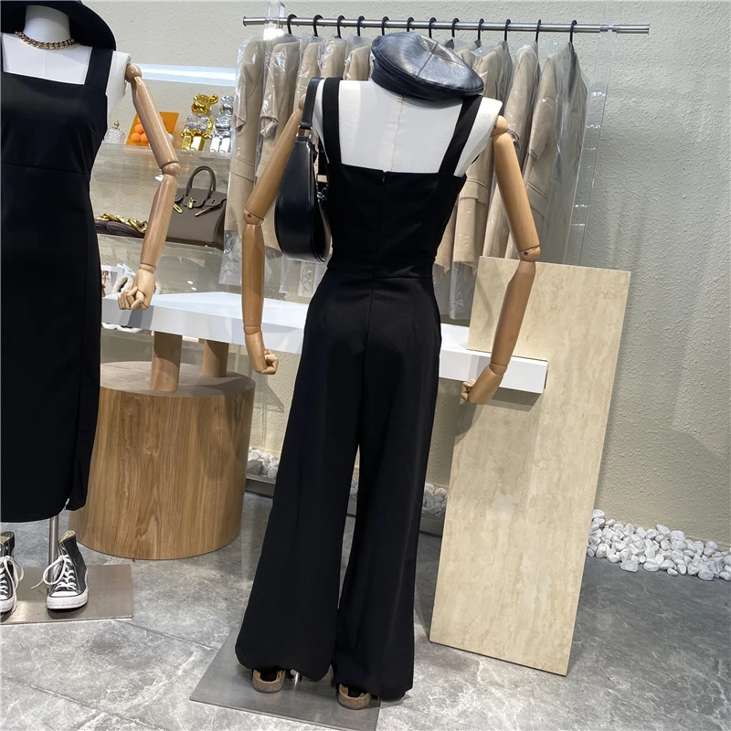 

Jumpsuits&Rompers