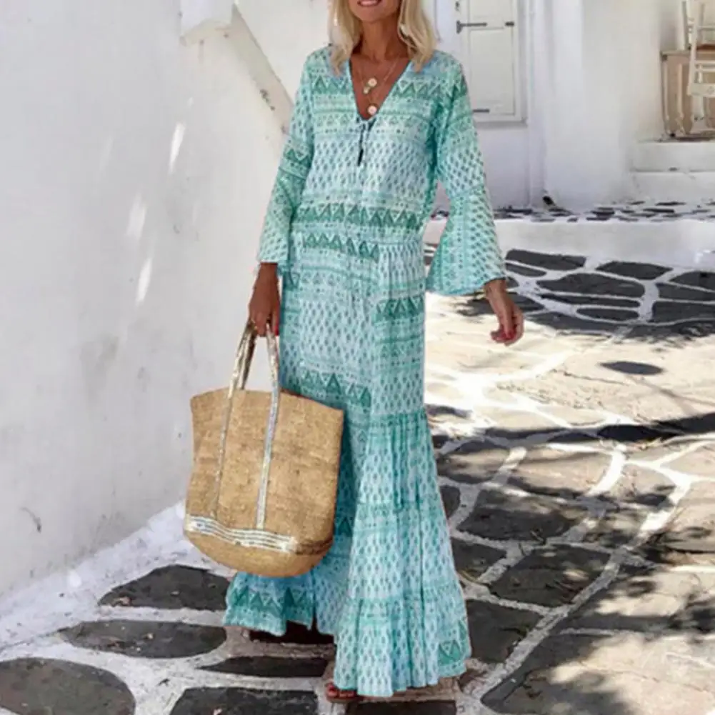 

Vintage Women Geometric Print Long Party Dress Elegant Flare Sleeve Long Beach Dress 2021 Sexy Spring Summer V Neck Maxi Dresses