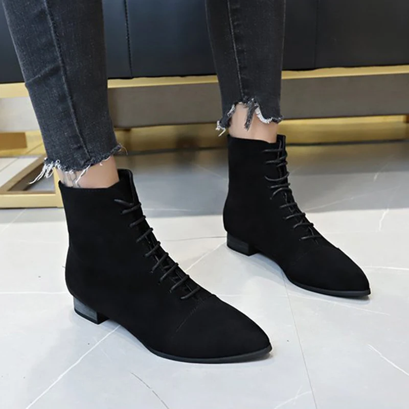 Женские ботильоны на массивном каблуке черные однотонные Ботинки Челси из замши