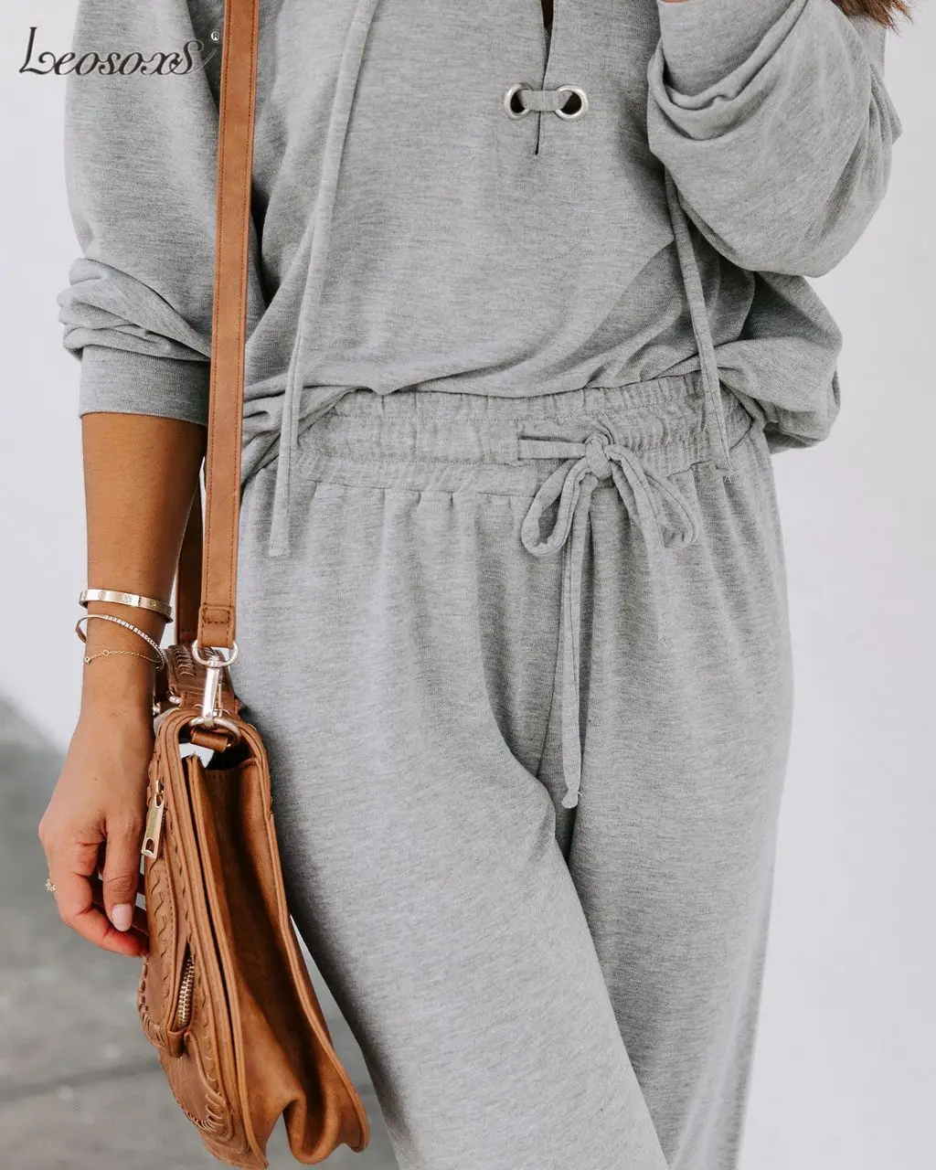 

2021 New Two Piece Outfits For Women Casual Long Sleeve Lace Up Hooded Top Loose Solid High Waist Pant Set Tracksuit Homewear