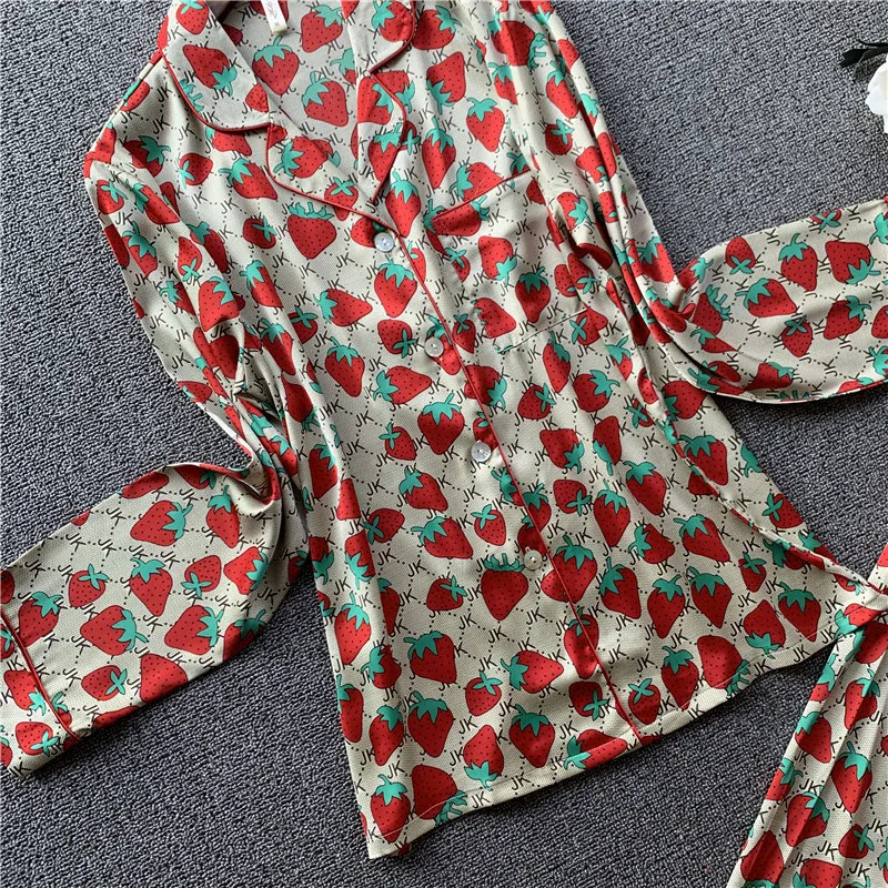 Новинка женские шелковые пижамы с длинным рукавом со снежным принтом комплект из