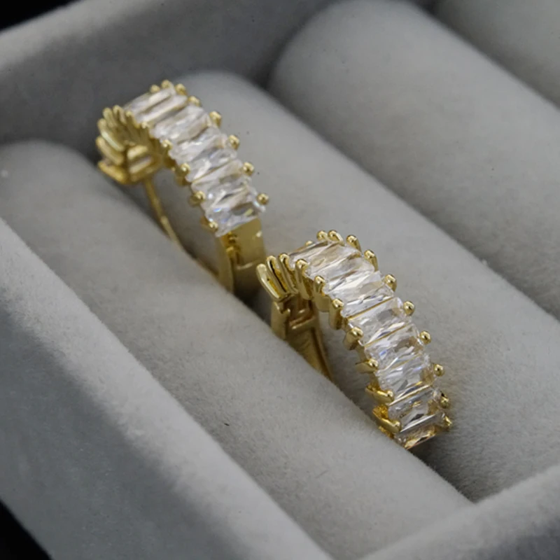 

Simple Small Circle Hoops Earrings Square Zircon Inlay Woman Earrings 15mm Gold Plated Fashion Pendientes Luxury Jewelry